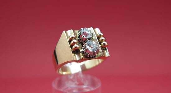 Négoce d'or sous toutes ses formes, lingots et débris