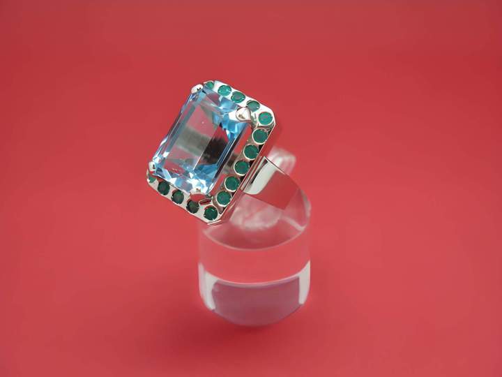 Vente bague raffinée Caen